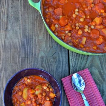 Hearty Chickpea and Sweet Potato Stew