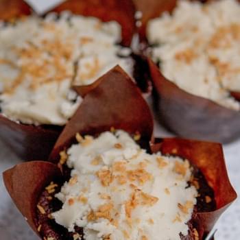 Vegan & Gluten-Free Chocolate Coconut Cupcakes