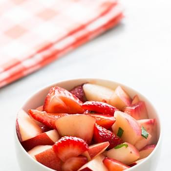 Strawberry Nectarine Fruit Salad