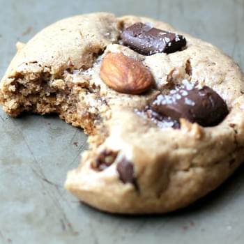 Flourless Almond Butter Dark Chocolate Chunk Cookies with sea salt {paleo, gluten free, amazingly good}