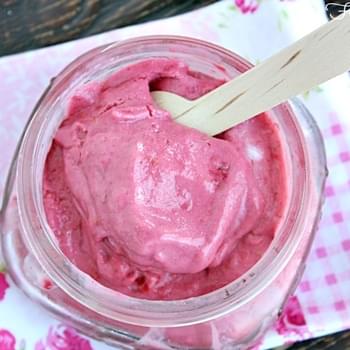 Single Serve {healthy} Raspberry Ice-Cream