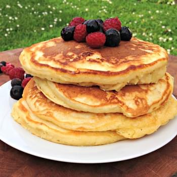 The Secret to Fabulously Fluffy Buttermilk Pancakes