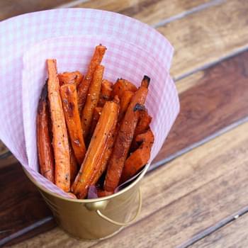 Baked Carrot Fries (Paleo & Vegan)