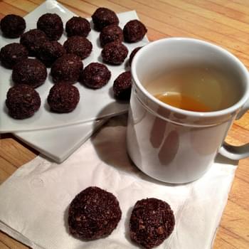 Coconut Chocolate Balls (vegan)