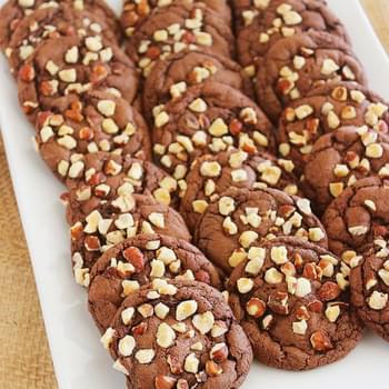 Easy Chocolate Caramel-Stuffed Cookies