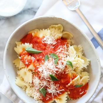 Easy Tomato Pasta Sauce