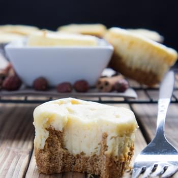 Eggnog Cheesecakes with Gingerbread Cookie Crust