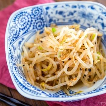 Spicy Bean Sprout Salad