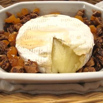 Baked Brie with Apricots and Figs