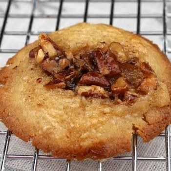 Caramel- Pecan Sticky Bun Cookies