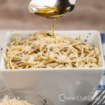 30-minute Spaghetti with Garlic and Olive Oil