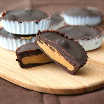 Chocolate Peanut Butter Cups – Low Carb and Gluten-Free
