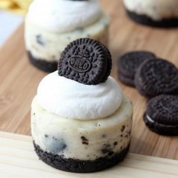 Mini Cookies and Cream Cheesecakes