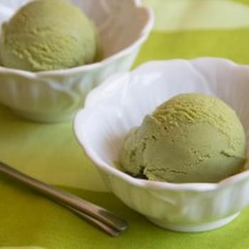 Green Tea (Matcha) Ice Cream