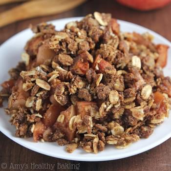 Slow Cooker Gingerbread Apple Crumble