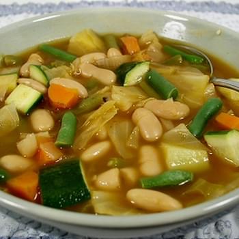 Garden Vegetable and Bean Soup