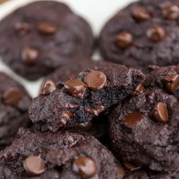 Triple Dark Chocolate Pudding Cookies