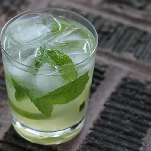 Mint Limeade Mocktail Drink