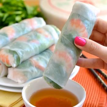 How to Make Vietnamese Fresh Spring Rolls - Step by Step