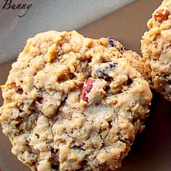 Soft and Chewy Oatmeal Cookies With Raisins and Pecans