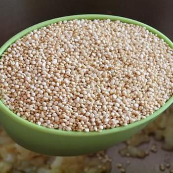 Quinoa Pilaf with Chickpeas, Currants & Almonds