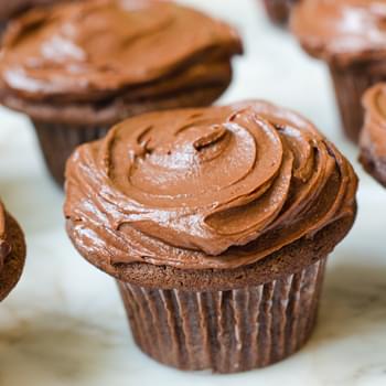 Chocolate Cupcakes with Creamy Chocolate Frosting