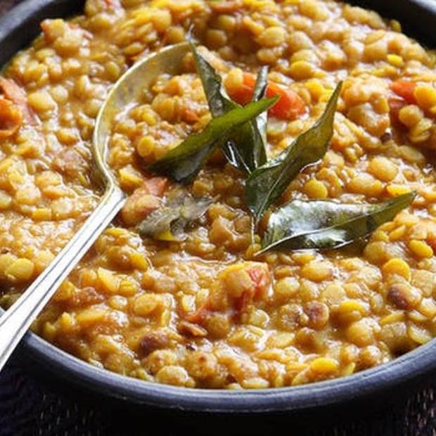 Split Peas With Cherry Tomatoes And Fresh Curry Leaves