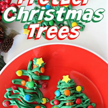 Pretzel Christmas Trees
