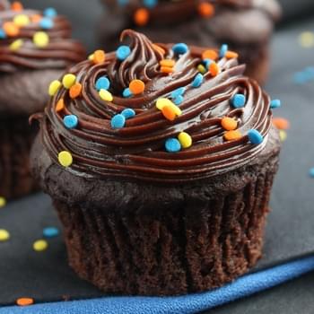 Halloween Chocolate Lava Cupcakes