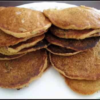 Savory Quinoa Pancakes / Quinoa Oothapam