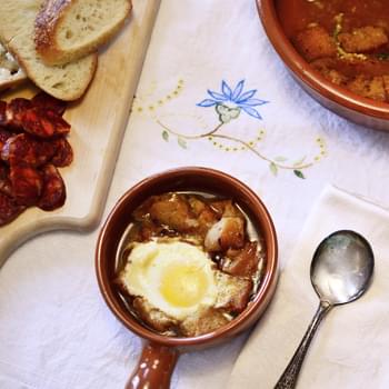 Sopa Castellana (Garlic Soup with Eggs)