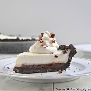 Grasshopper Pie With Oreo Cookie Crust And A Layer Of Mint Fudge