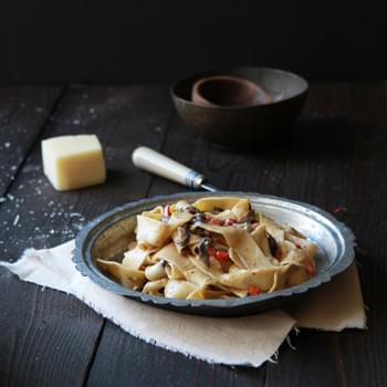 MUSHROOM PAPPARDELLE PASTA WITH A GOAT CHEESE CREAM SAUCE RECIPE (print)