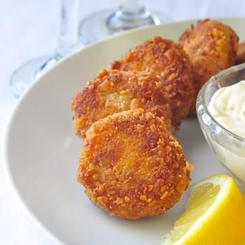 Crab Cakes with Lime Chive Mayonnaise
