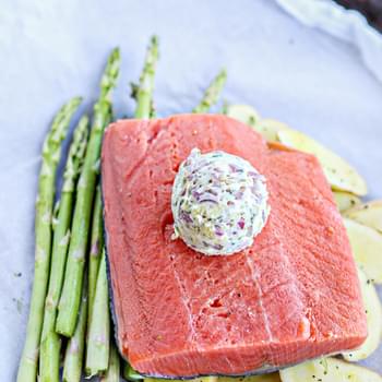 Salmon en Papillote with Asparagus and Potatoes