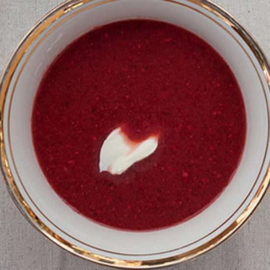 Chilled Spicy Strawberry Soup