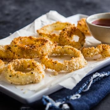 Crispy Baked Coconut Onion Rings with Sweet Chili Sauce