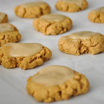 Quinoa Flour Sugar Cookies with Creamy Maple Frosting