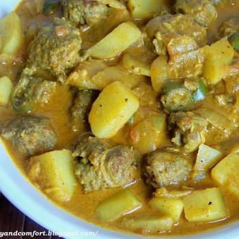 Spicy Sausage and Potato Curry