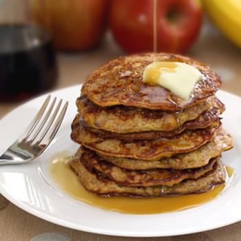 Paleo Apple-Cinnamon Pancakes