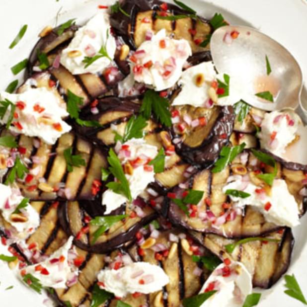 Griddled Aubergines With Mozzarella