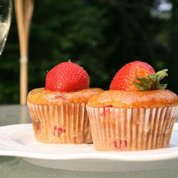Strawberry Cupcakes with Champagne Glaze