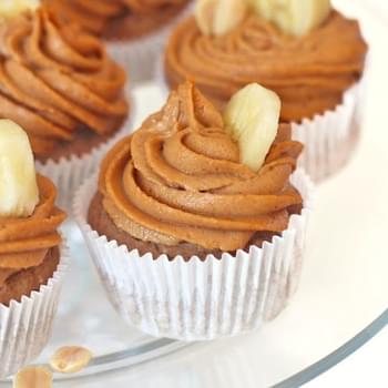 Banana Bread Quinoa Cupcakes with Peanut Butter Frosting
