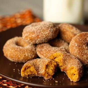 Pumpkin Spice Mini-Donuts