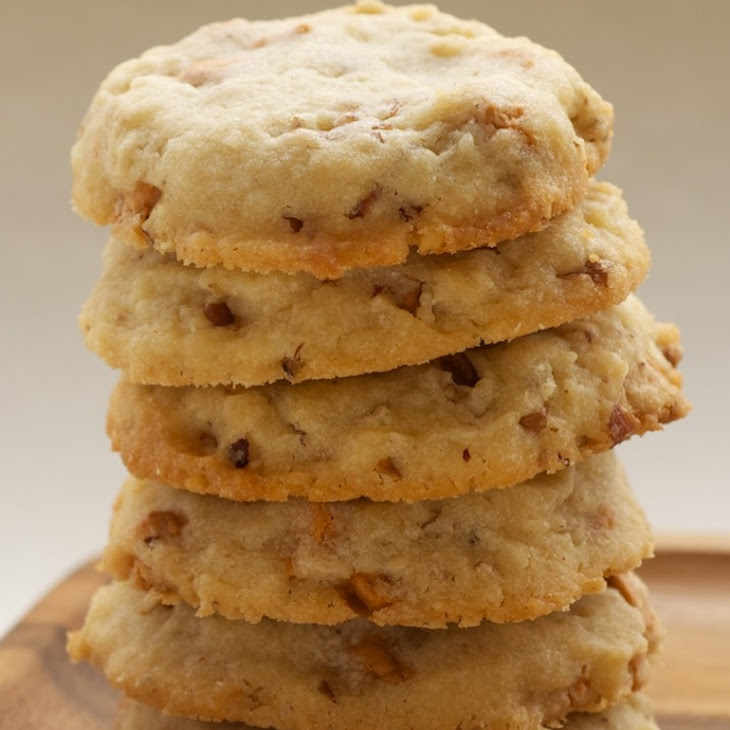 Butterscotch Pecan Sandies Recipe