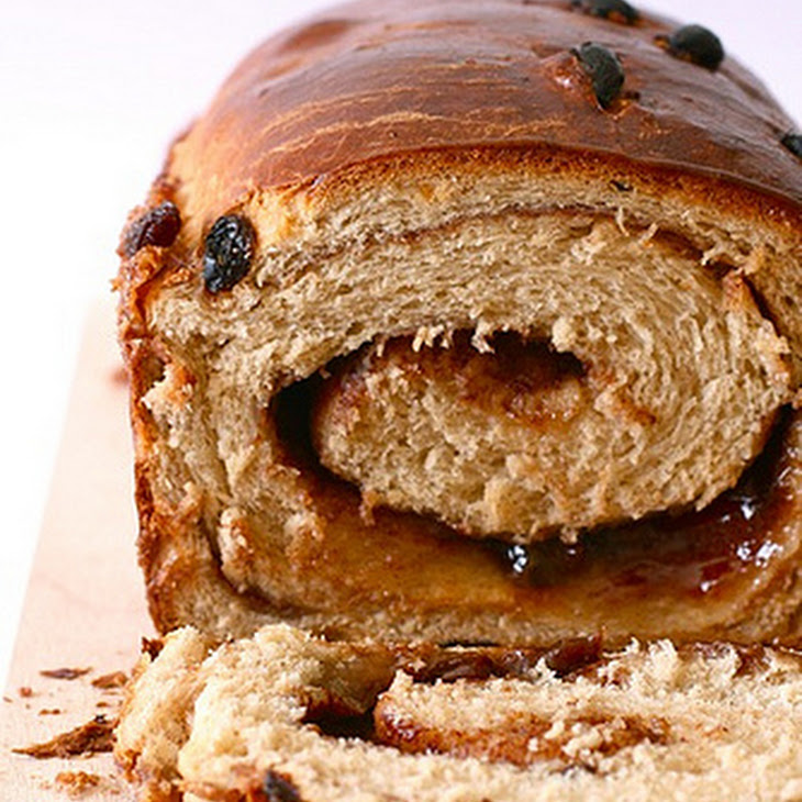 Cinnamon Raisin Swirl Bread Recipe