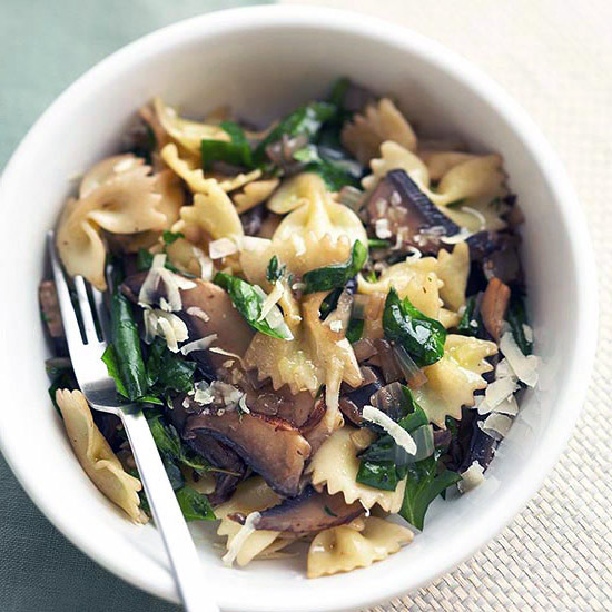 Bowtie Pasta with Mushrooms and Spinach Recipe
