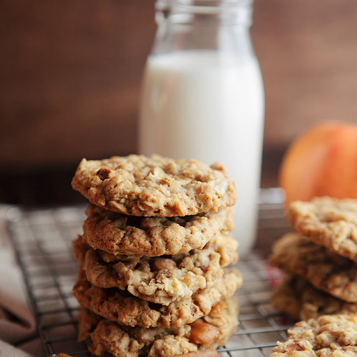 Caramel Apple Oatmeal Cookies Recipe