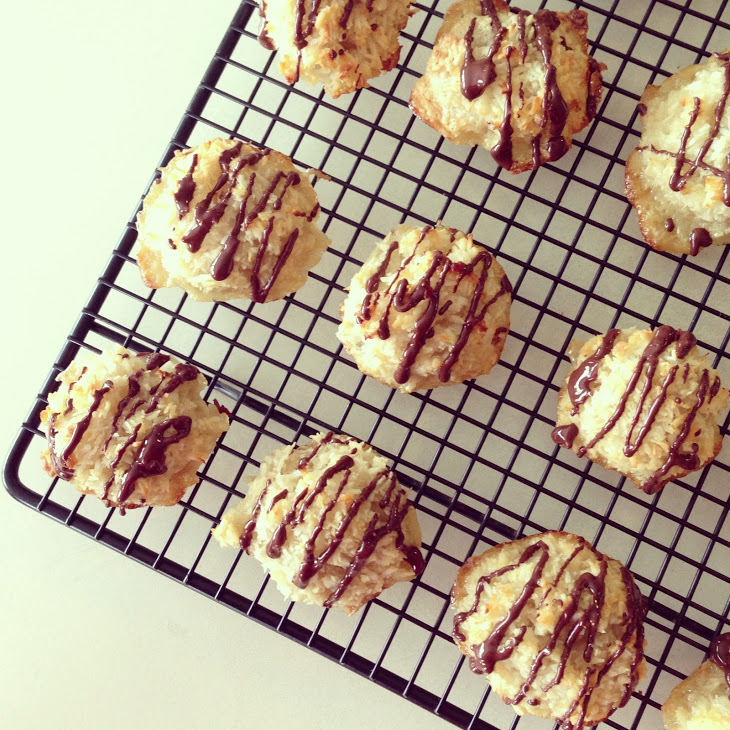 Coconut Macaroons with Chocolate Drizzle Recipe
