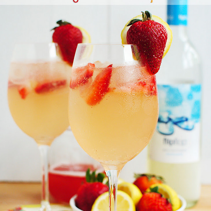 Strawberry Lemonade Spritzer Recipe